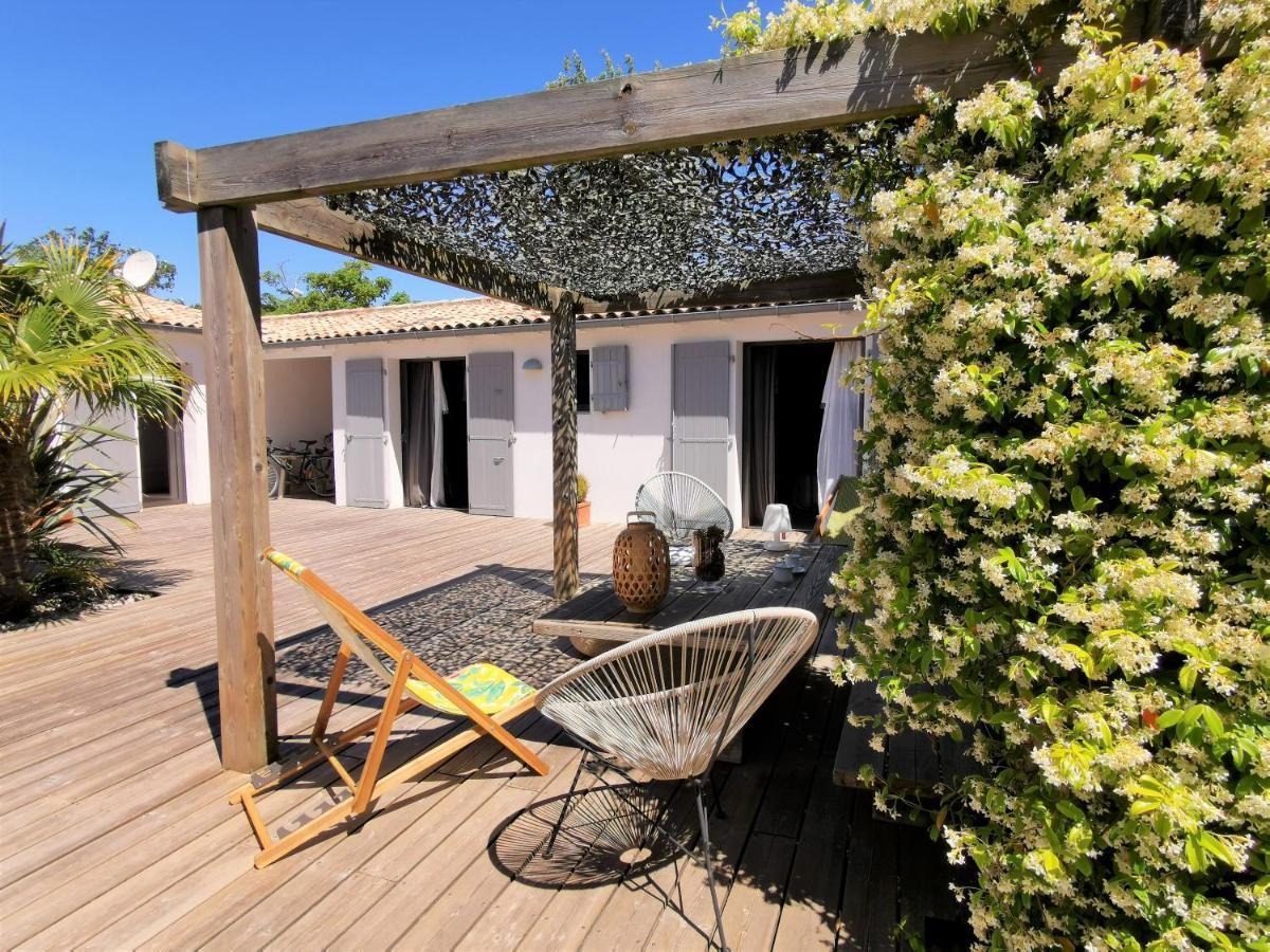 Derriere La Plage : Suite, Patio Et Pergola Le Bois-Plage-en-Re Ngoại thất bức ảnh