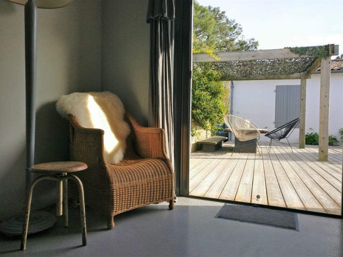Derriere La Plage : Suite, Patio Et Pergola Le Bois-Plage-en-Re Ngoại thất bức ảnh